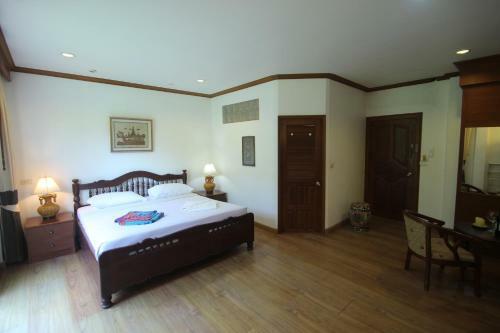Hotel Naithon Beach Villa