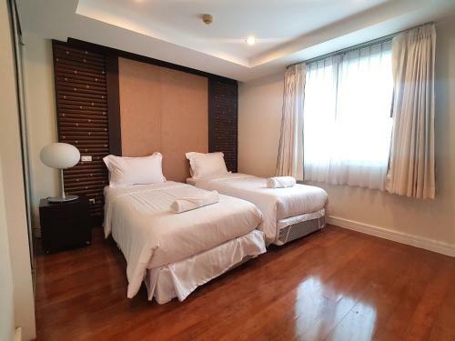 Spacious Apartment With Ocean View In Panwa