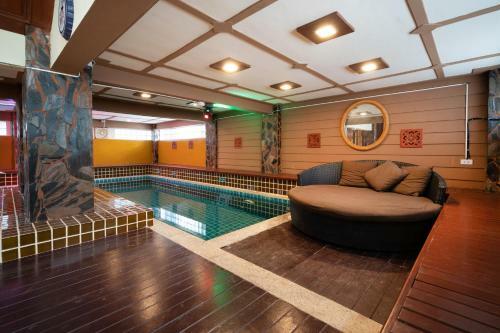 Angel Villa Pool Suite