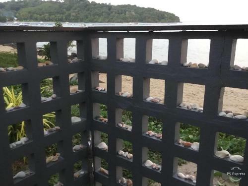 Koh Sirey Beachfront Pool Villa