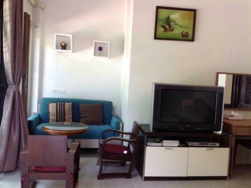 Koh Sirey Beachfront Pool Villa