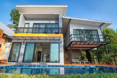 Koh Sirey Beachfront Pool Villa