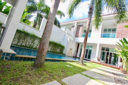 Villa Adela Town House With Private Pool