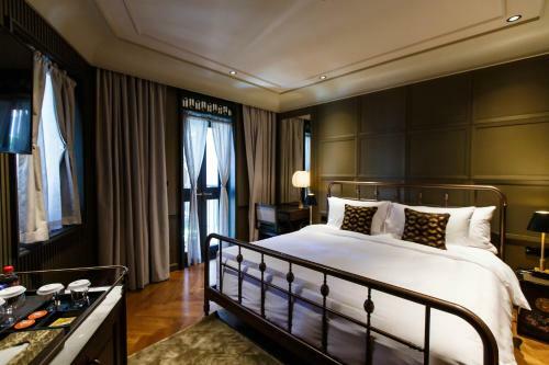 Hotel Verdigris
