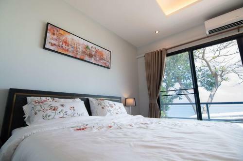 Koh Sirey Beachfront Pool Villa 2 Bedrooms