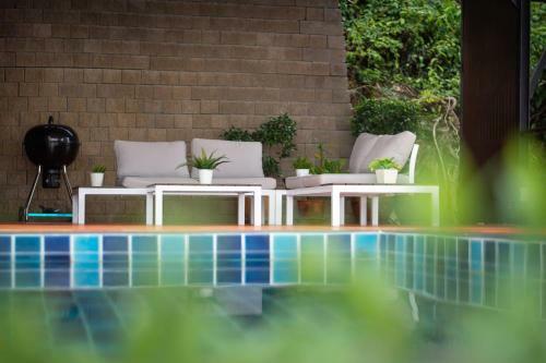 Koh Sirey Beachfront Pool Villa 2 Bedrooms