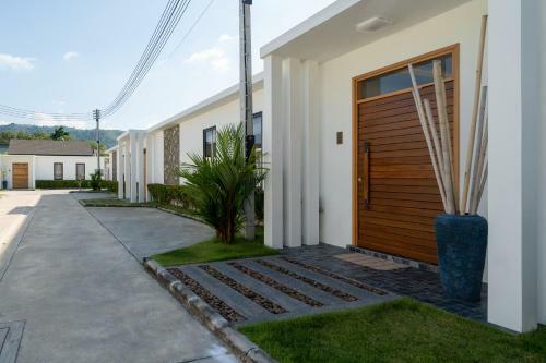 Labriz Ocean Villa - Tropical Modern Living