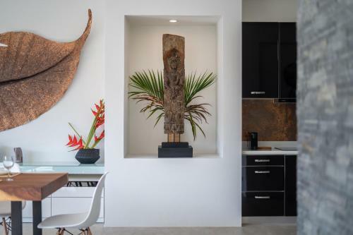 Labriz Ocean Villa - Tropical Modern Living