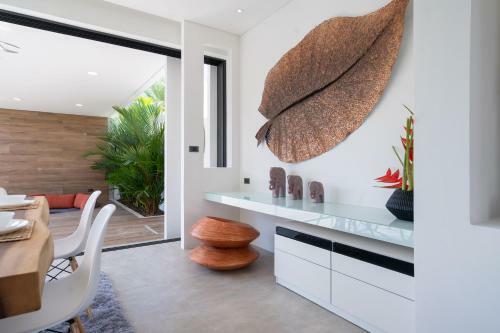 Labriz Ocean Villa - Tropical Modern Living