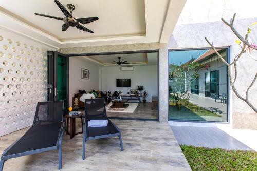 Hotel Blu Boat Luxury Pool Villas