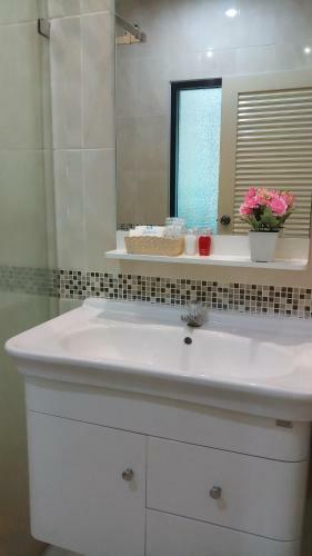 Apartamento 1 Condo Unit In Naithon Beach