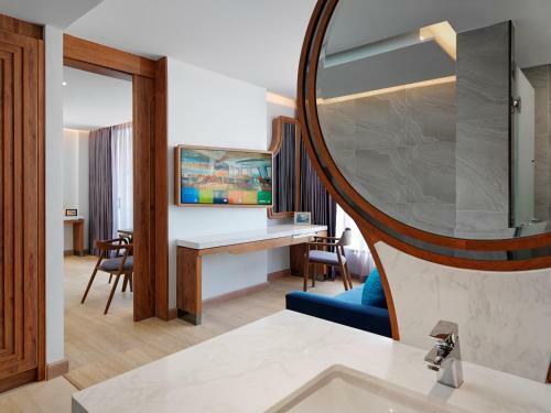 Hotel The Oceanic Sportel - Sha Extra Plus