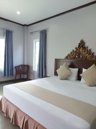 Hotel B Banana Resort