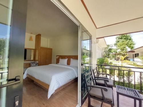 Hotel Thalang Tara Resort