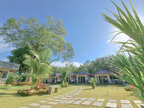 Hotel Thalang Tara Resort