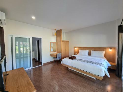 Hotel Thalang Tara Resort