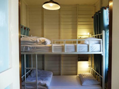 Albergue U Pae Paestay Uthaithani
