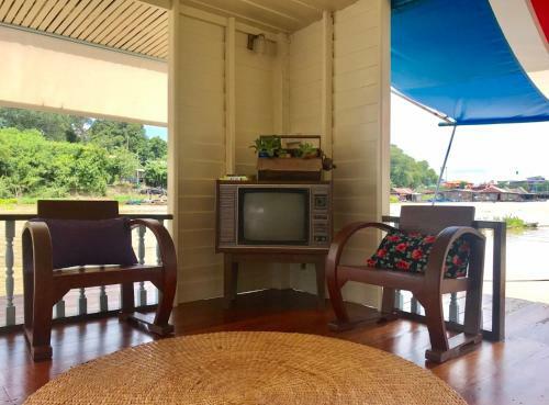 Albergue U Pae Paestay Uthaithani