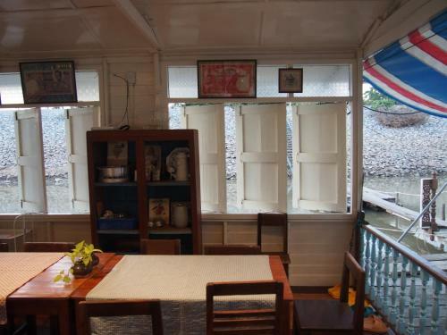 Albergue U Pae Paestay Uthaithani
