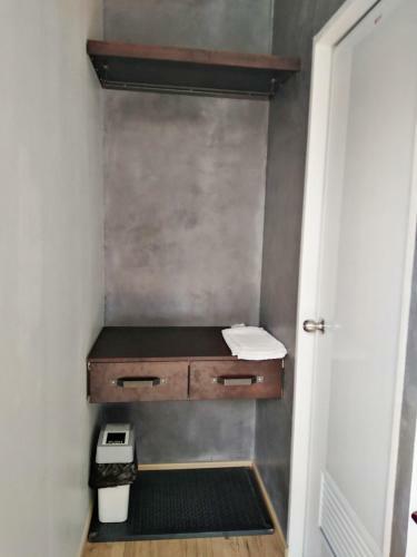 Hotel Uthaithani Resort