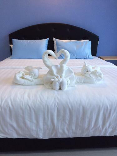 Hotel Uthaithani Resort