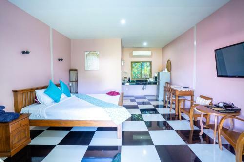 Hotel Sumalee Phuket - Sha Plus