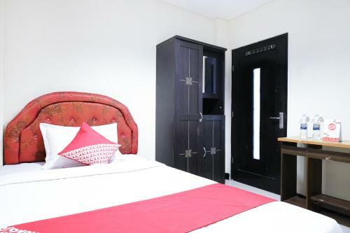 Hotel Oyo 409 Pondok Helomi