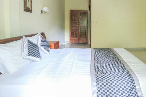 Hostal Surfaris Inn On Poppies 2