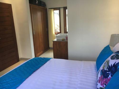 Villa Segara Legian - 3 Bed Private Pool Villa 300m To Beach
