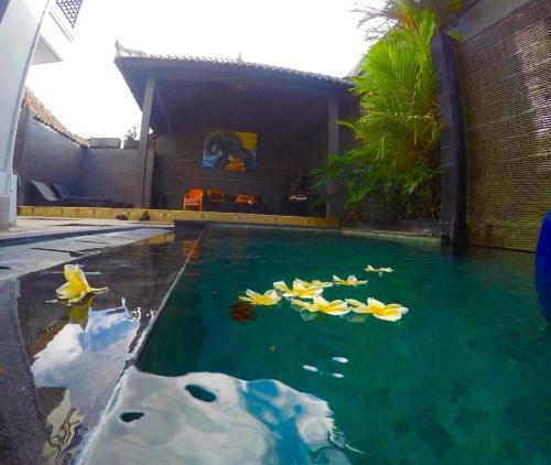 Purnama Villa Legian