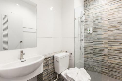 Evergreen Suite Hotel