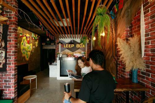 Hotel Sleepbox Hostel Suratthani
