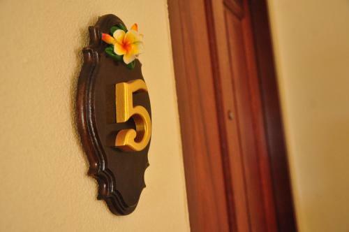 Hostal Baan Bussaba Hotel