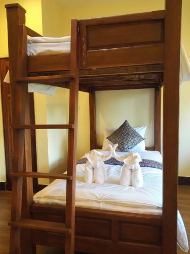 Hostal Baan Bussaba Hotel