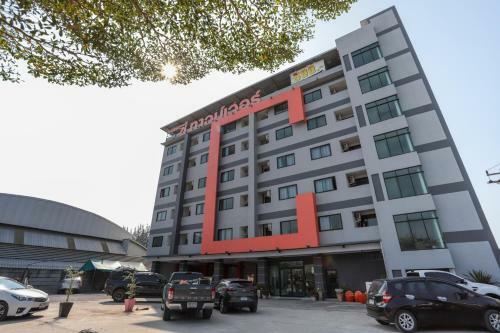 Apartamento C Tower Hotel