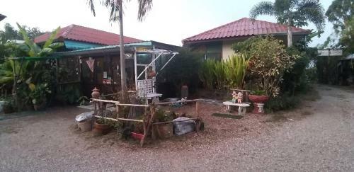 Baanlungchuhomestay