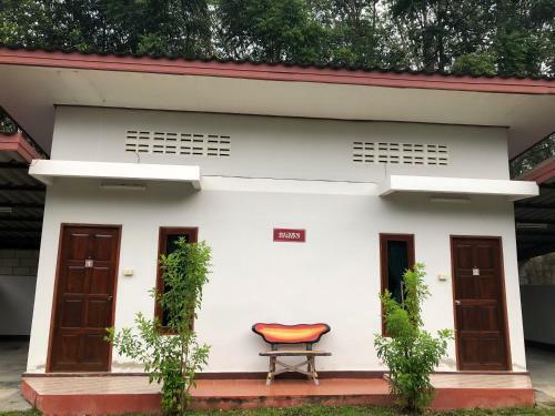 Hostal Thanathorn Guesthouse