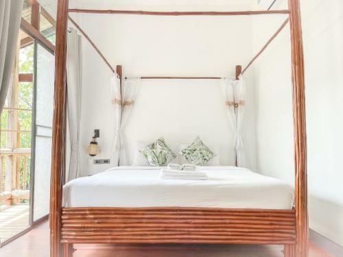 Bed & Breakfast � La Koh Kood Resort