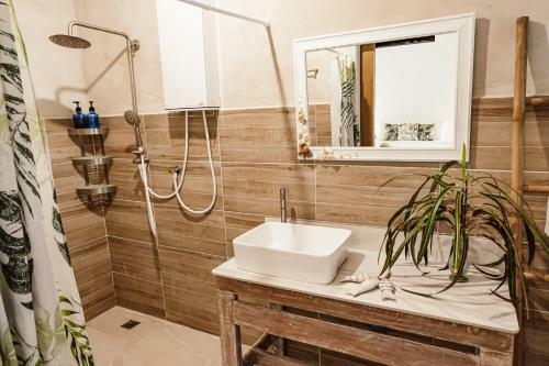Bed & Breakfast � La Koh Kood Resort