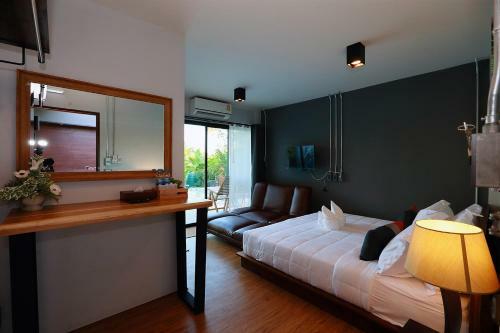 Canvas Family Home