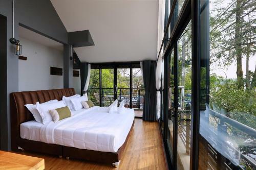 Canvas Family Home
