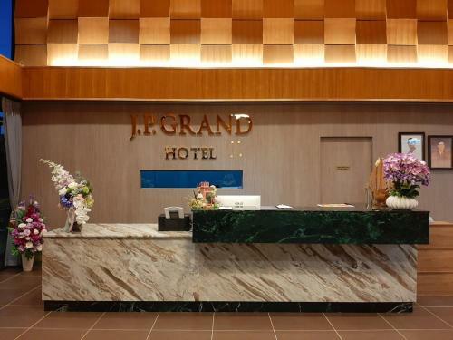 J.p.grand Hotel