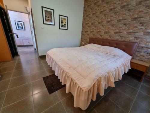 Bed & Breakfast Kireeya Villa