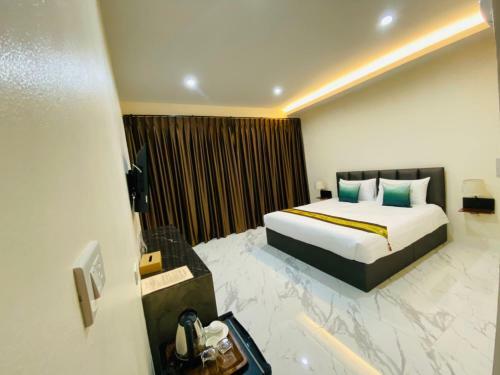 Hotel Dark Sugar Resort