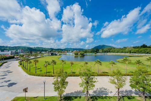 Phuket Fortune Airport Hotel (by Royal Lee The Terminal Phuket)