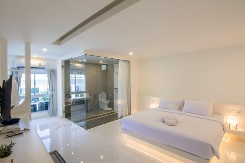 Thewhitehotel By Charoensri - Sha Extra Plus