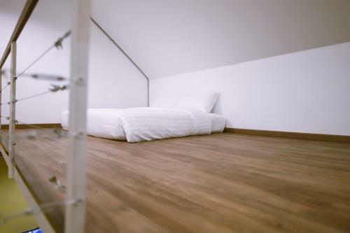 Dream Factory Hotel