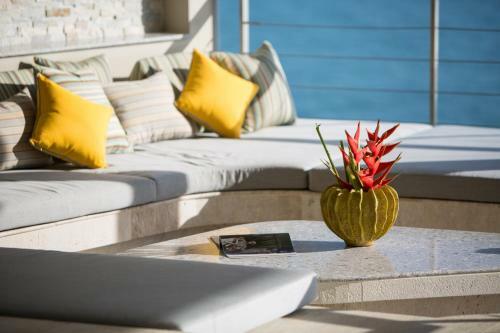 Moonstone - Samui's Premier Private Villa