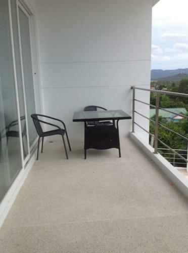 3 Bedroom Sunset Sea View Apartment Bangrak (hm)
