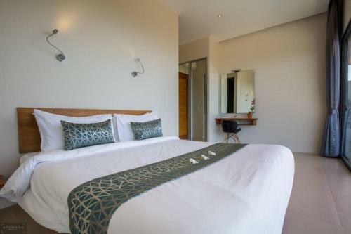 4 Bedroom Luxury Sea View Villa Lilac